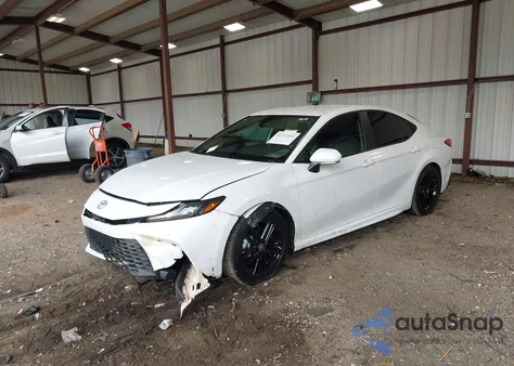 2025 Toyota Camry Se z USA, uszkodzony, nr VIN 4T1DAACK2SU549983